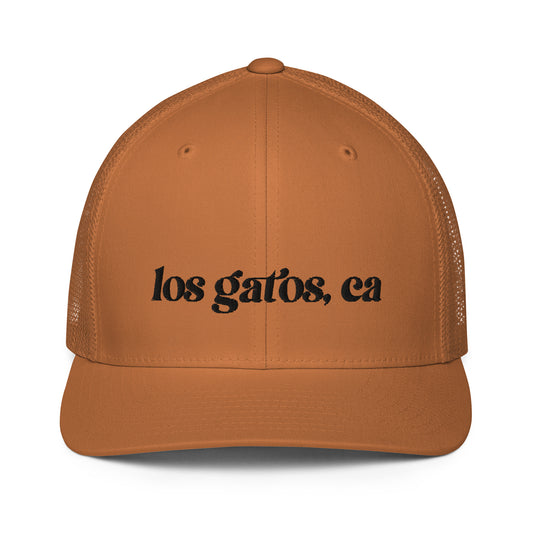 Closed-back trucker cap